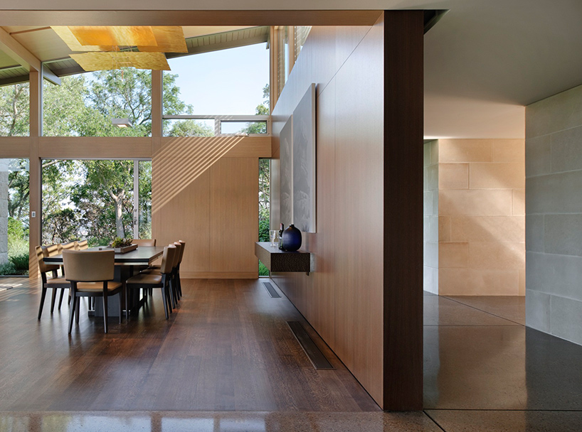 lake-flato-hillside-house-austin-texas-designboom-02