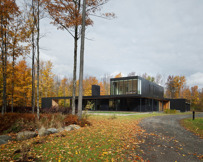 les-architectes-FABG-rosenberry-residence-sutton-canada-designboom-02