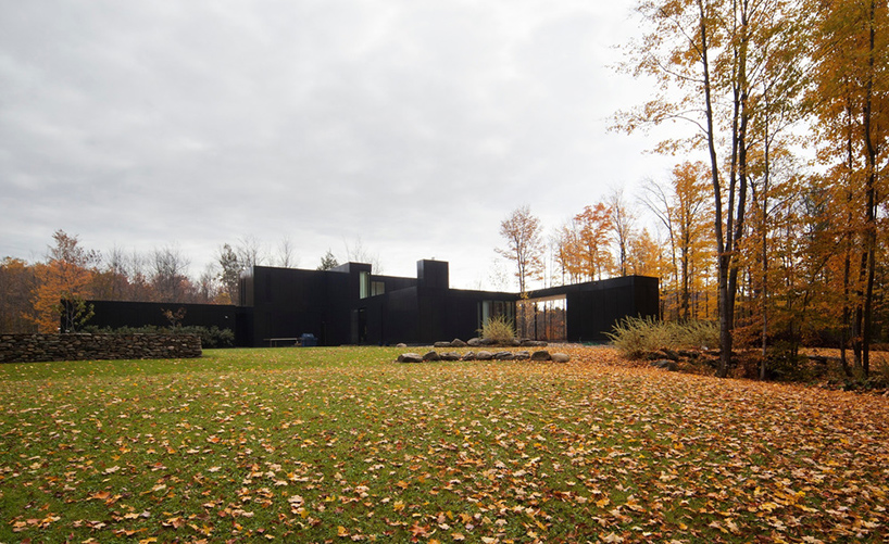 les-architectes-FABG-rosenberry-residence-sutton-canada-designboom-02