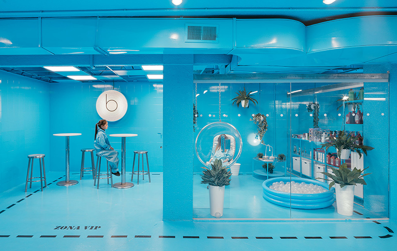 lina-toro-burbucar-car-wash-behind-the-scenes-madrid-spain-designboom-02