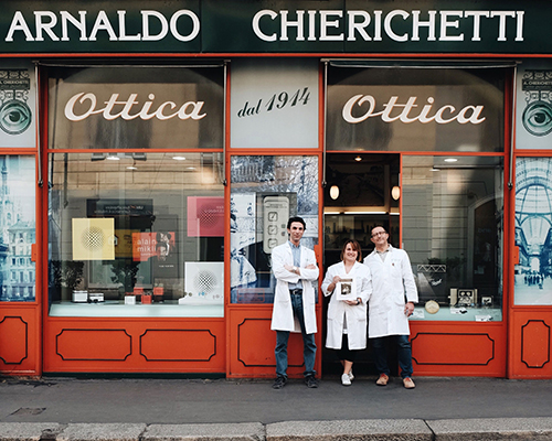 pixartprinting tells the story of milan through its storefronts