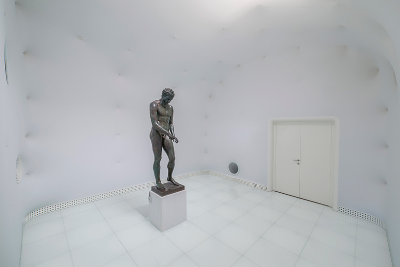 museum-of-apoxyomenos-idis-turato-sasa-randic-mali-losinj-croatia-designboom-02