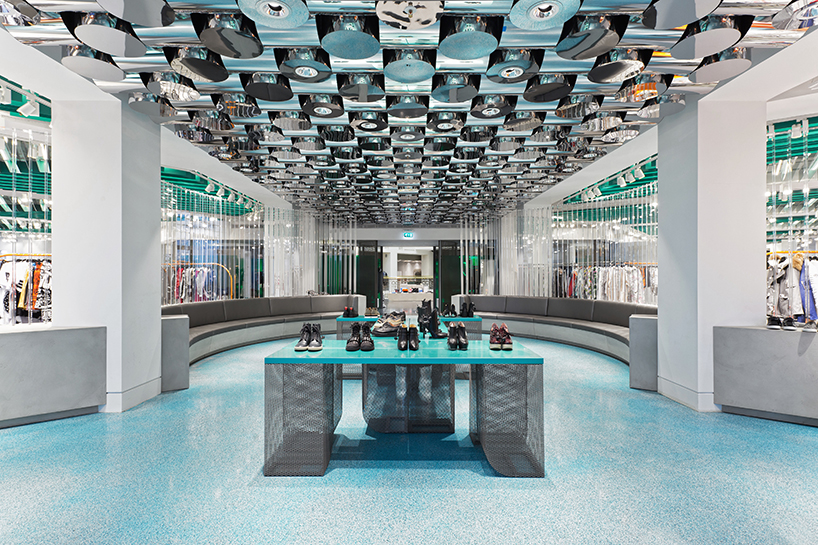 rafael-de-cardenas-architecture-at-large-au-pont-rouge-in-st-petersburg-russia-designboom-02