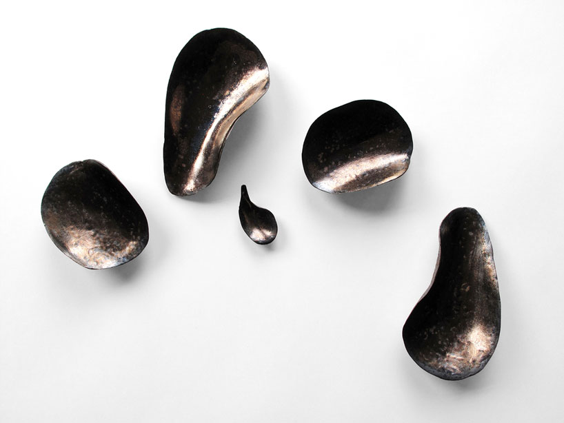 sarah-linda-forrer-evoke-eating-tools-designboom-02