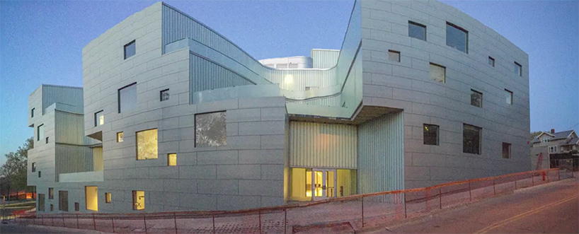 steven-holl-university-of-iowa-new-visual-arts-building-nears-completion-designboom-02
