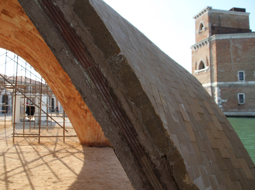 venice architecture biennale norman foster droneport designboom 