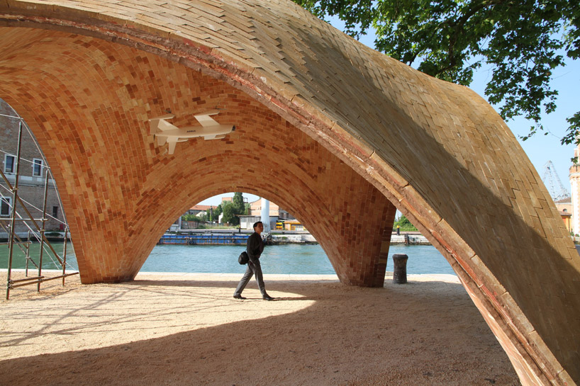venice architecture biennale norman foster droneport designboom 