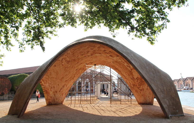 venice architecture biennale norman foster droneport designboom 