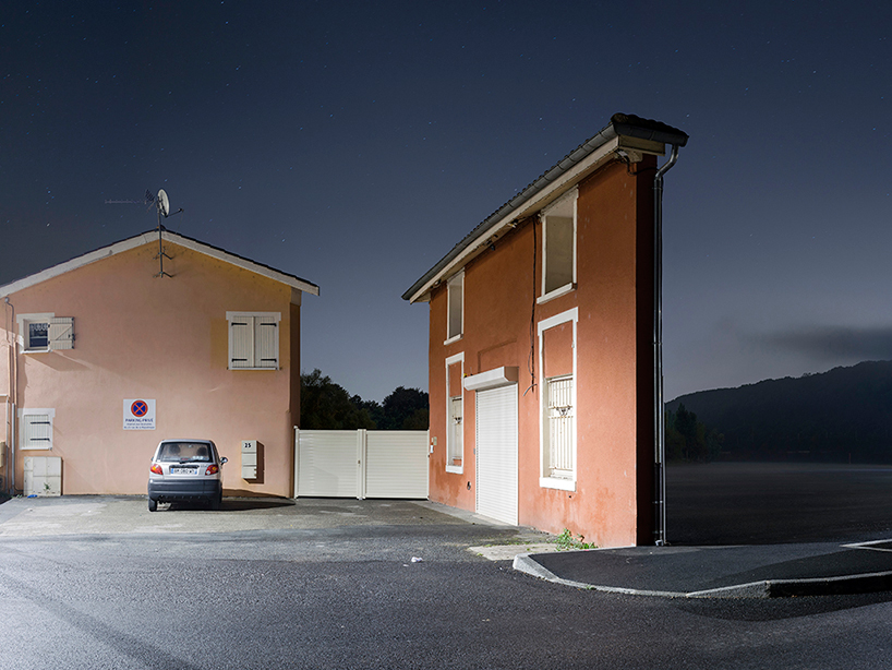 zacharie gaudrillot-roy's isolated façades leave an eerie architectural absence