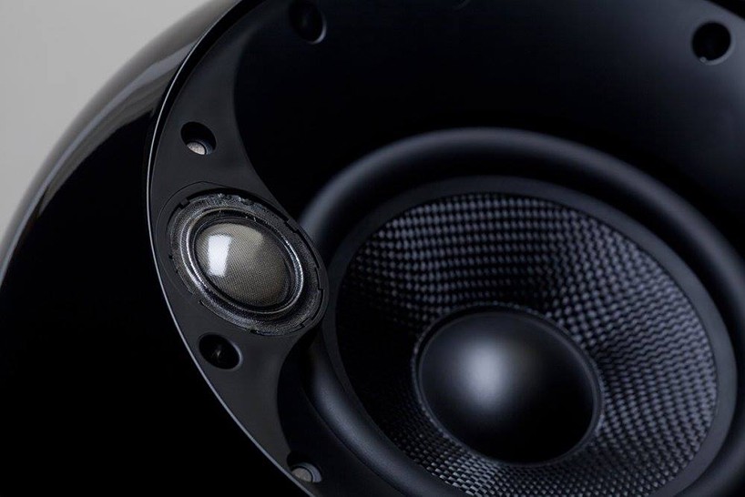 zemi-aria-wireless-speaker-francesco-pellisari-designboom-07