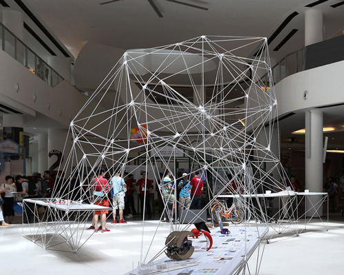 felix raspall + carlos bañón installs 3D-printed fibrous pavilion at SUTD singapore