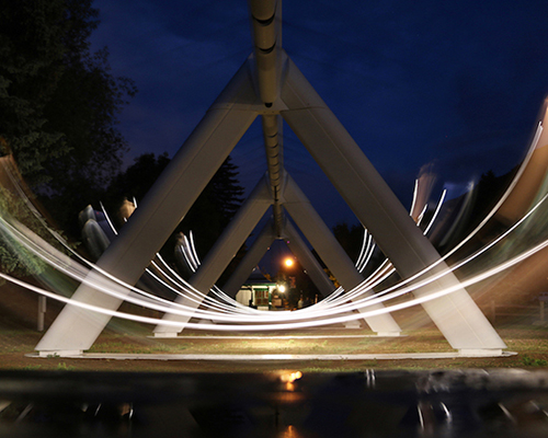 music through cooperation, the swings by daily tous les jours