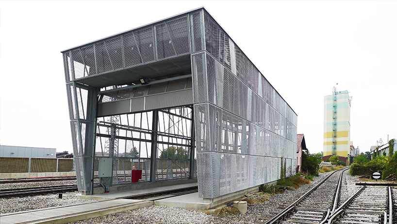damjan bradač arhitekt designs train house for slovenian railways