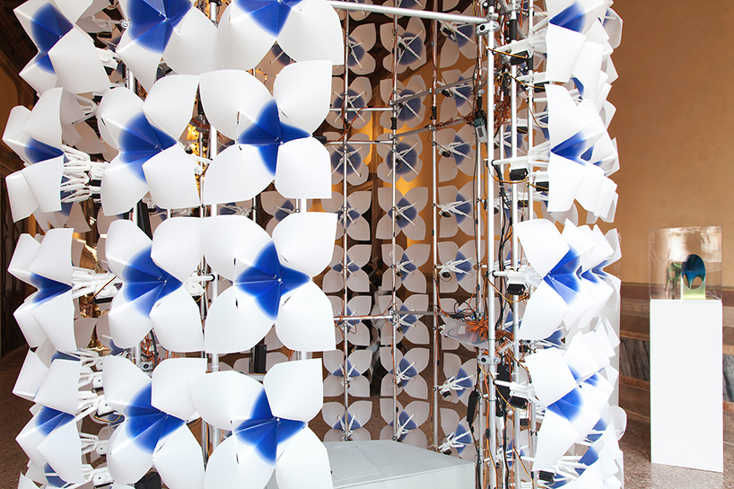 leeMundwiler's 'breathing' architecture in venice responds to human behavior