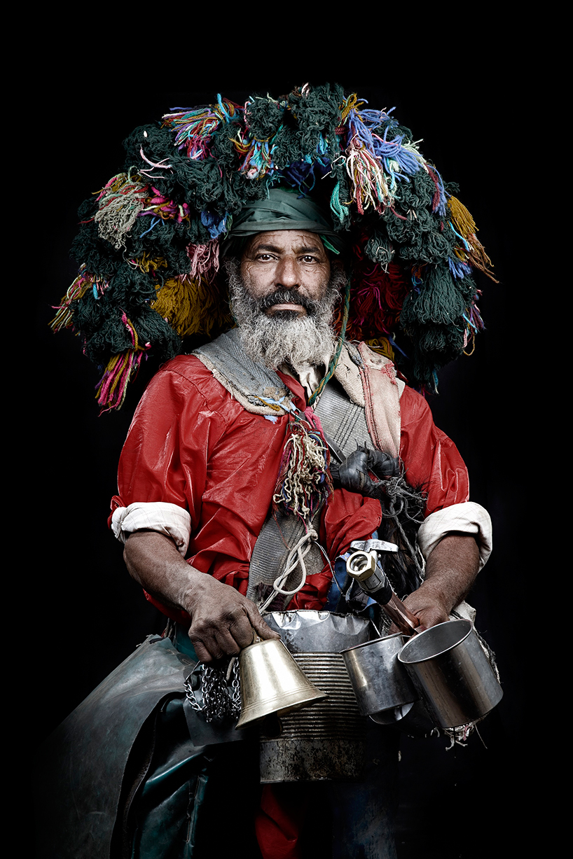 leila-alaoui-galleria-continua-les-moulins-je-te-pardonne-designboom-02