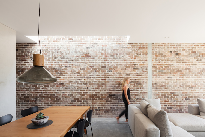 marston-architects-d-house-australia-designboom-02