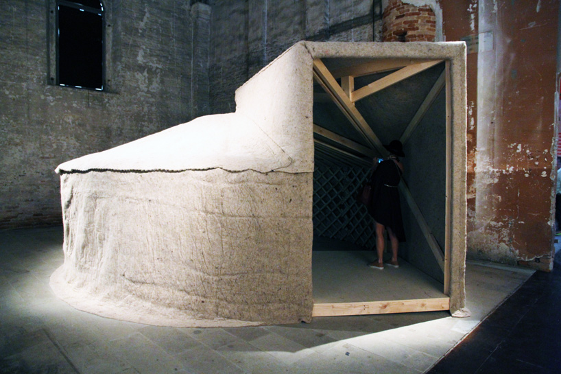 rural-urban-framework-mongolian-yurt-designboom-02