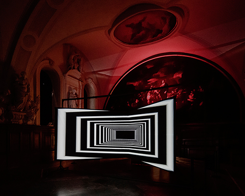 pêle-mêle audio-visual installation by artist olivier ratsi