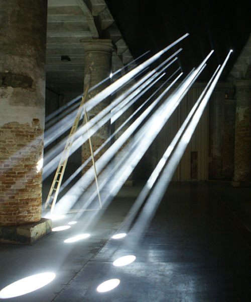 transsolar's dynamic 'lightscapes' installation illuminates the arsenale at venice biennale