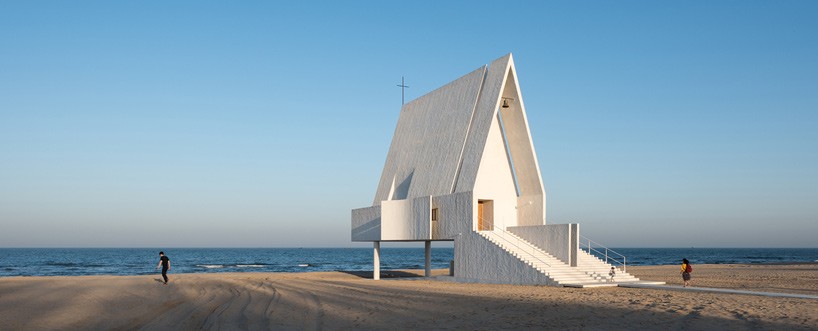 vector architects chapel designboom