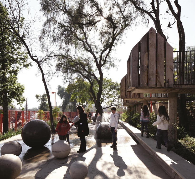 alejandro-aravena-wins-the-2016-pritzker-prize-designboom-08-818x750