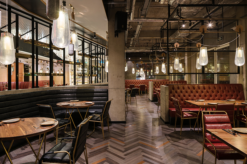 ji-shi disney restaurant by atelier I-N-D-J