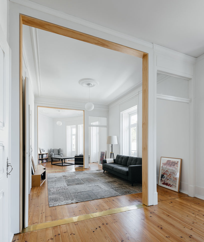 aurora-arquitectos-apartment-in-estrela-lisbon-designboom-02