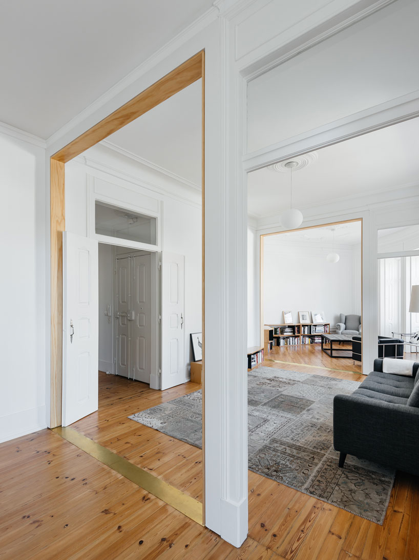 aurora-arquitectos-apartment-in-estrela-lisbon-designboom-02