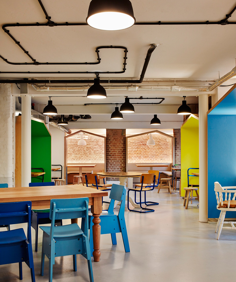 design-agency-generator-hostel-amsterdam-designboom-02