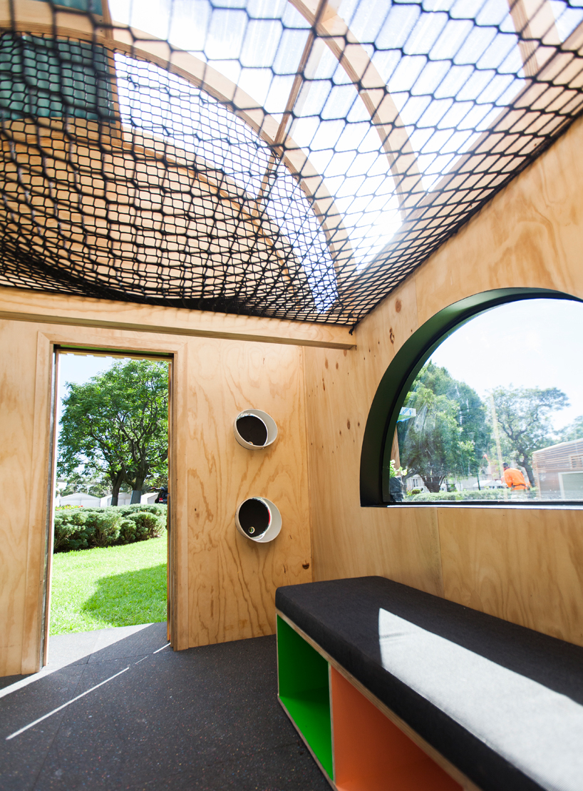 doherty-design-studio-vardo-hut-cubbyhouse-australia-designboom-02