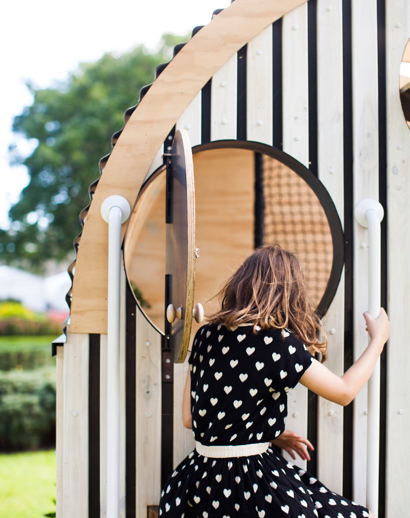 doherty-design-studio-vardo-hut-cubbyhouse-australia-designboom-02