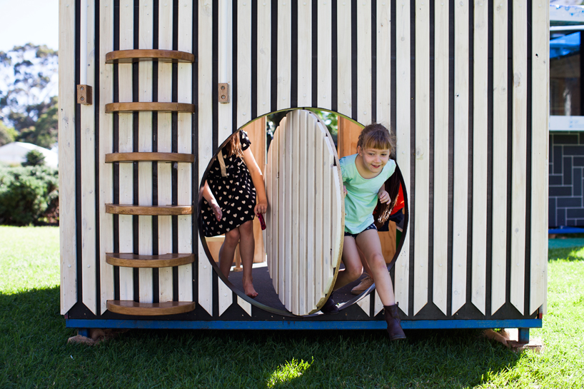 doherty-design-studio-vardo-hut-cubbyhouse-australia-designboom-02