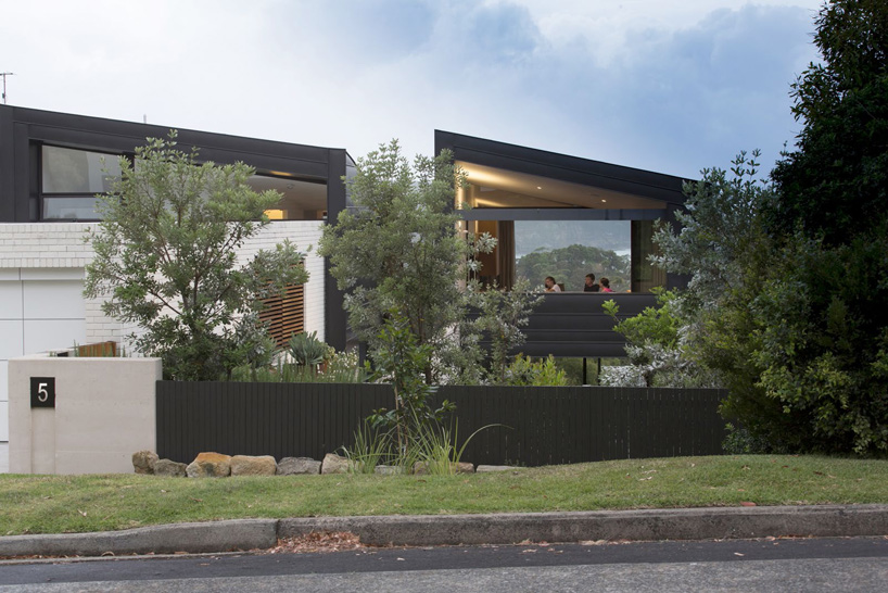 fox-johnston-balmoral-house-australia-designboom-02