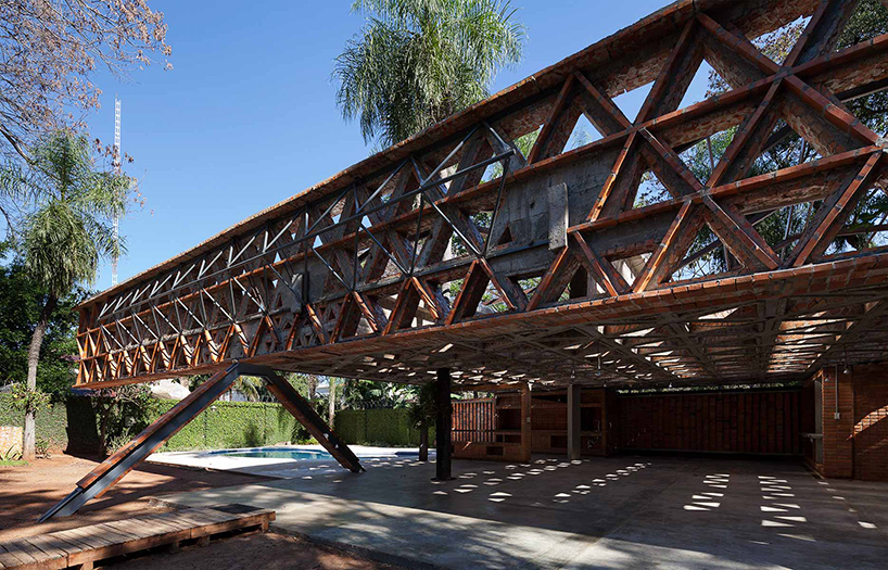gabinete-de-arquitectura-quincho-tia-coral-asuncion-paraguay-designboom-02