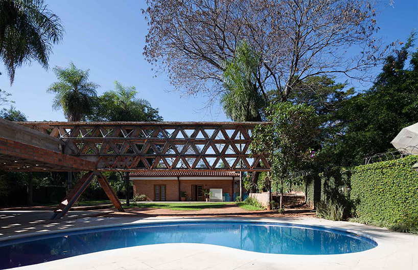 gabinete-de-arquitectura-quincho-tia-coral-asuncion-paraguay-designboom-02