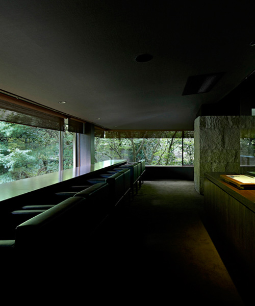 makoto yamaguchi uses textures and traditional craft inside japanese restaurant interior