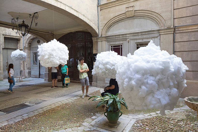 head-in-the-clouds-mickael-martins-afonso-escaffre-caroline-faure-festival-des-architectures-vives-designboom-02