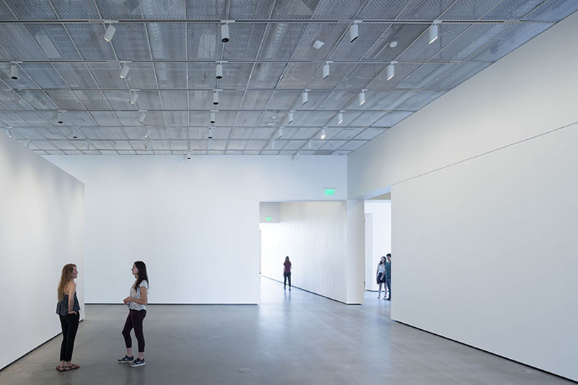 manetti-shrem-museum-of-art-SO-IL-UC-davis-california-designboom-02