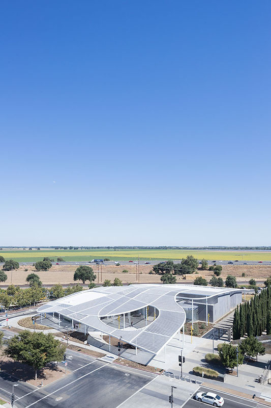 manetti-shrem-museum-of-art-SO-IL-UC-davis-california-designboom-02