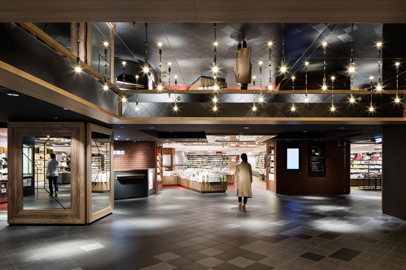 naruse inokuma transforms underground passageway into 'world of illusion' in tokyo