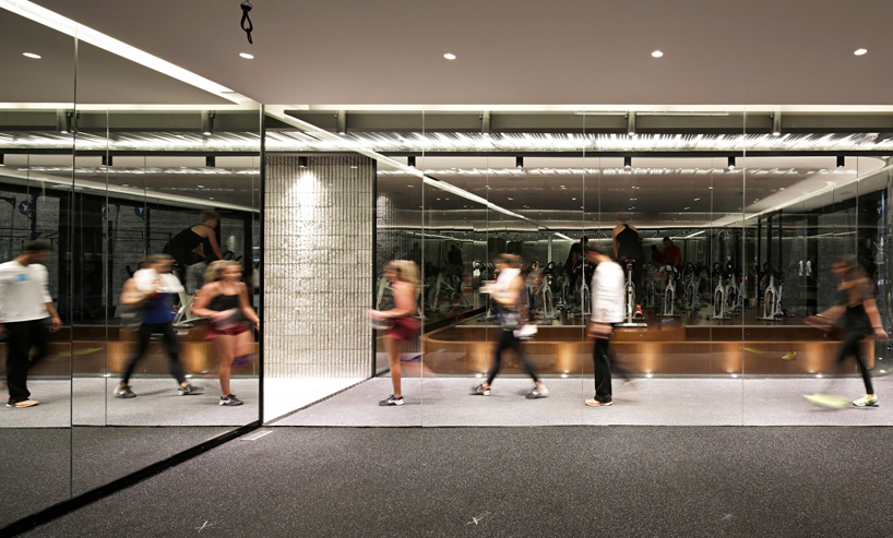 the-burrow-gym-lab-100-kuwait-designboom-02