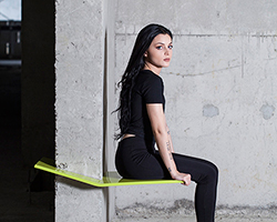 XYZ integrated architecture's zero chair for gravity exhibition in paris