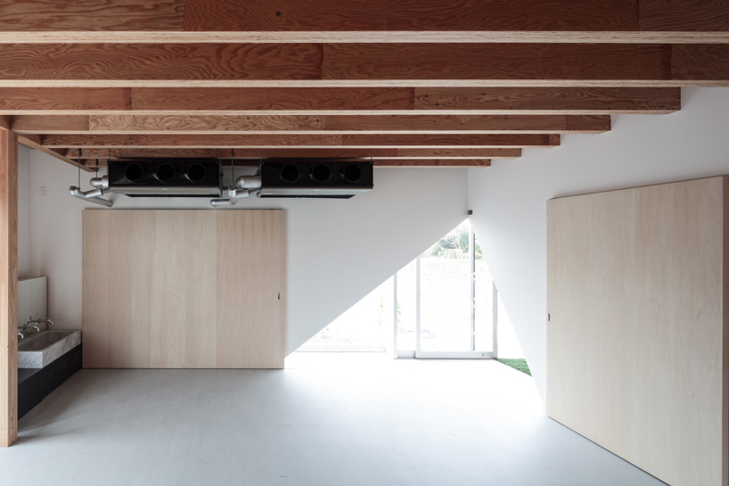 yasutaka-yoshimura-architects-fukumasu-base-japan-designboom-02