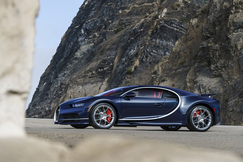 bugatti chiron shows off details with blue-tinted carbon fibre skin