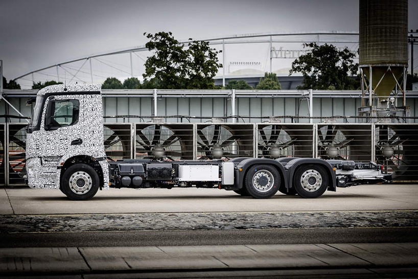 mercedes benz etruck designboom