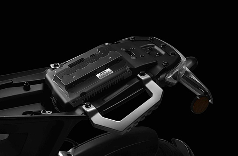 doohan ev3 itank designboom