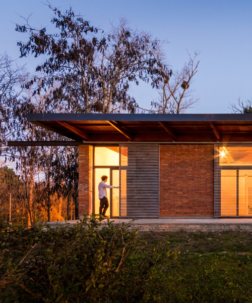 BLOS arquitectos constructs casa BSO, a brick refuge in argentina