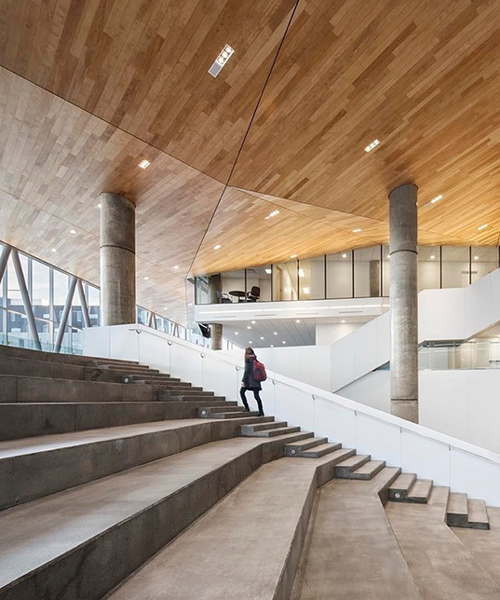MSDL architectes models ÉTS student center in montreal on a former icehouse