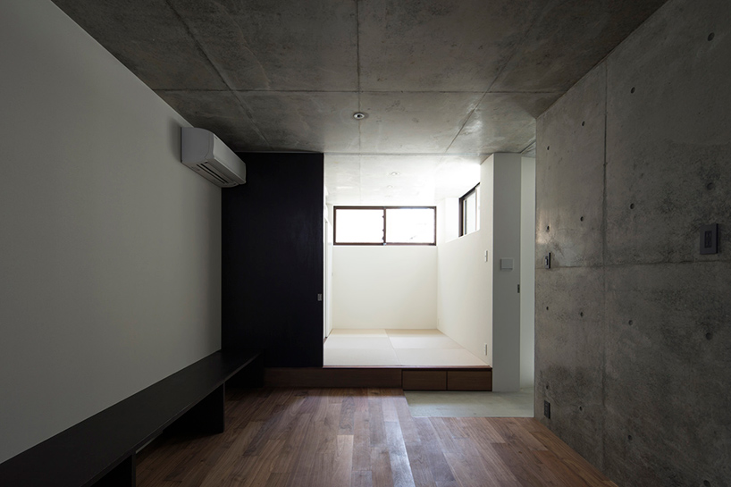 apollo-architects-and-associates-concrete-hat-house-tokyo-japan-designboom-02