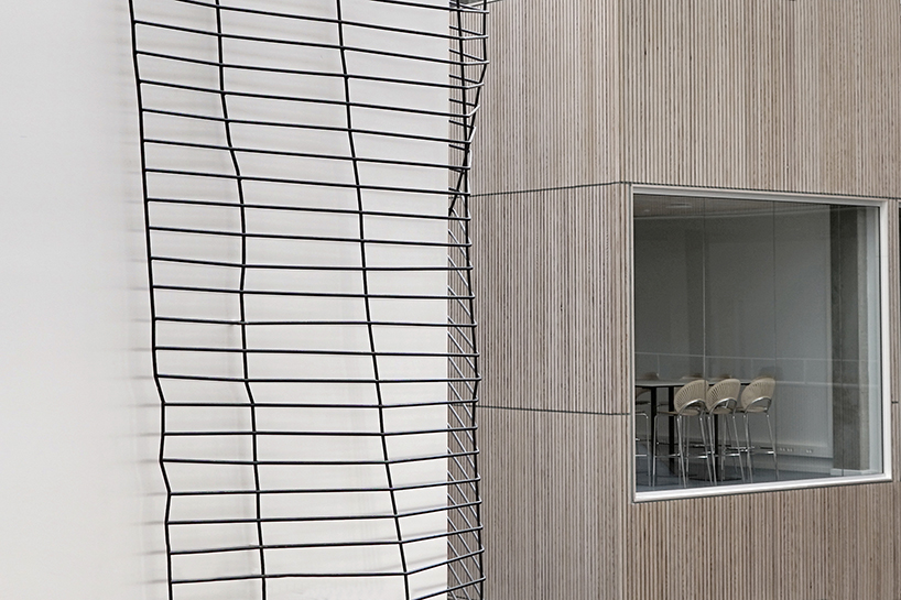 borgman-lenk-lillebaelt-academy-eal-odense-designboom-02